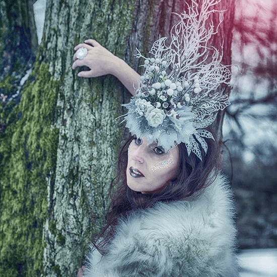 Fantasy focení, ledová královna, bílá koruna, tématický foto make-up, zmrzlý look